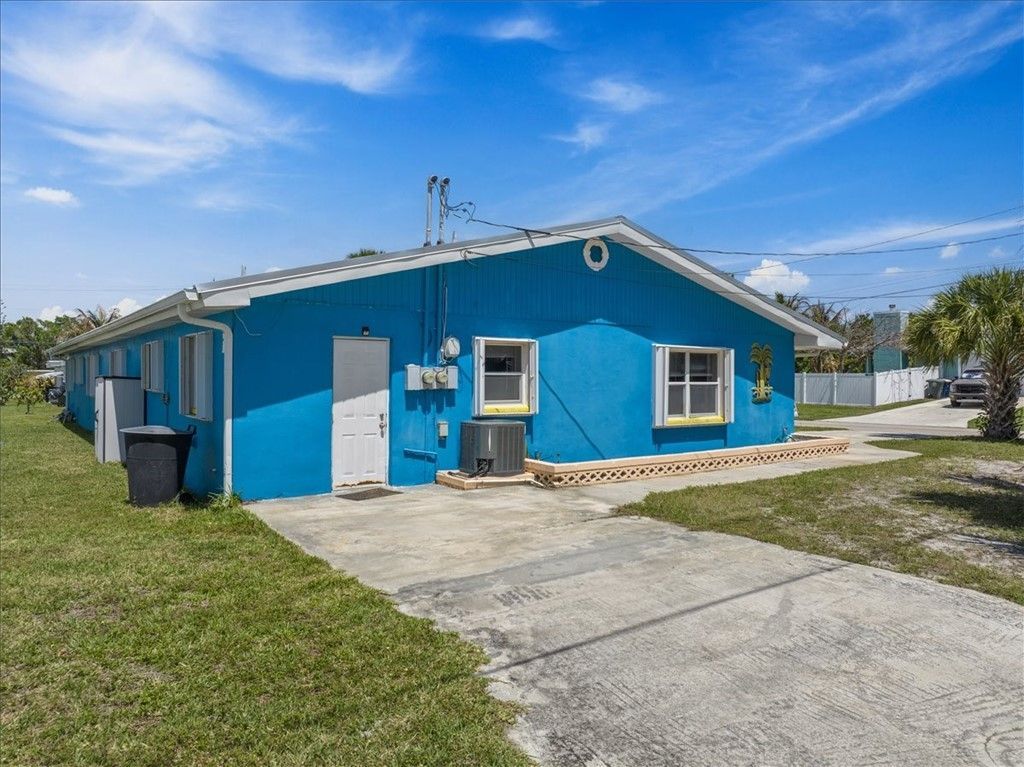 221 Balboa Street, Unit A, Fort Pierce, FL 34949 Photo