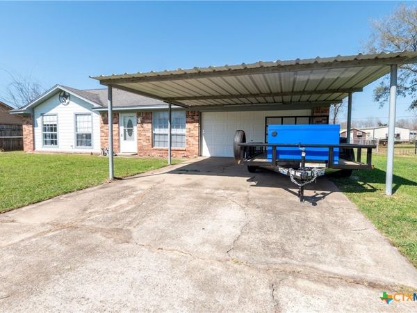 2319 Goldenrod Street , Highlands, TX 77562