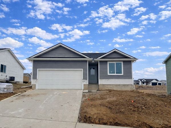 723 W Wright Road, Norwalk, IA 50211