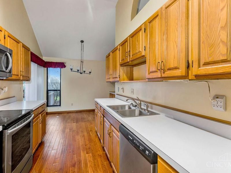 6321 Bach Drive, West Chester, OH 45069 Photo 8