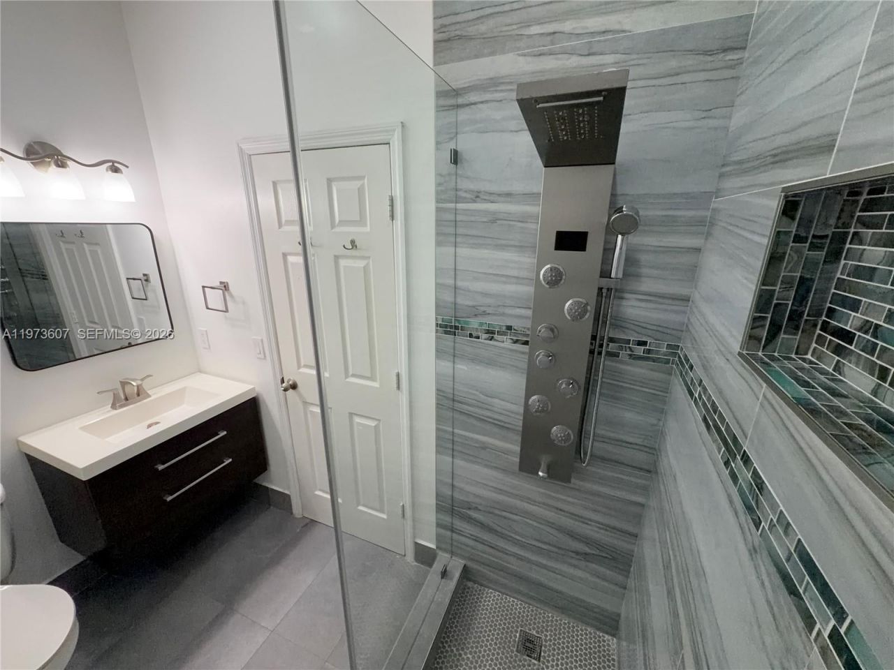 12877 SW 134th St , Miami, FL 33186 Photo