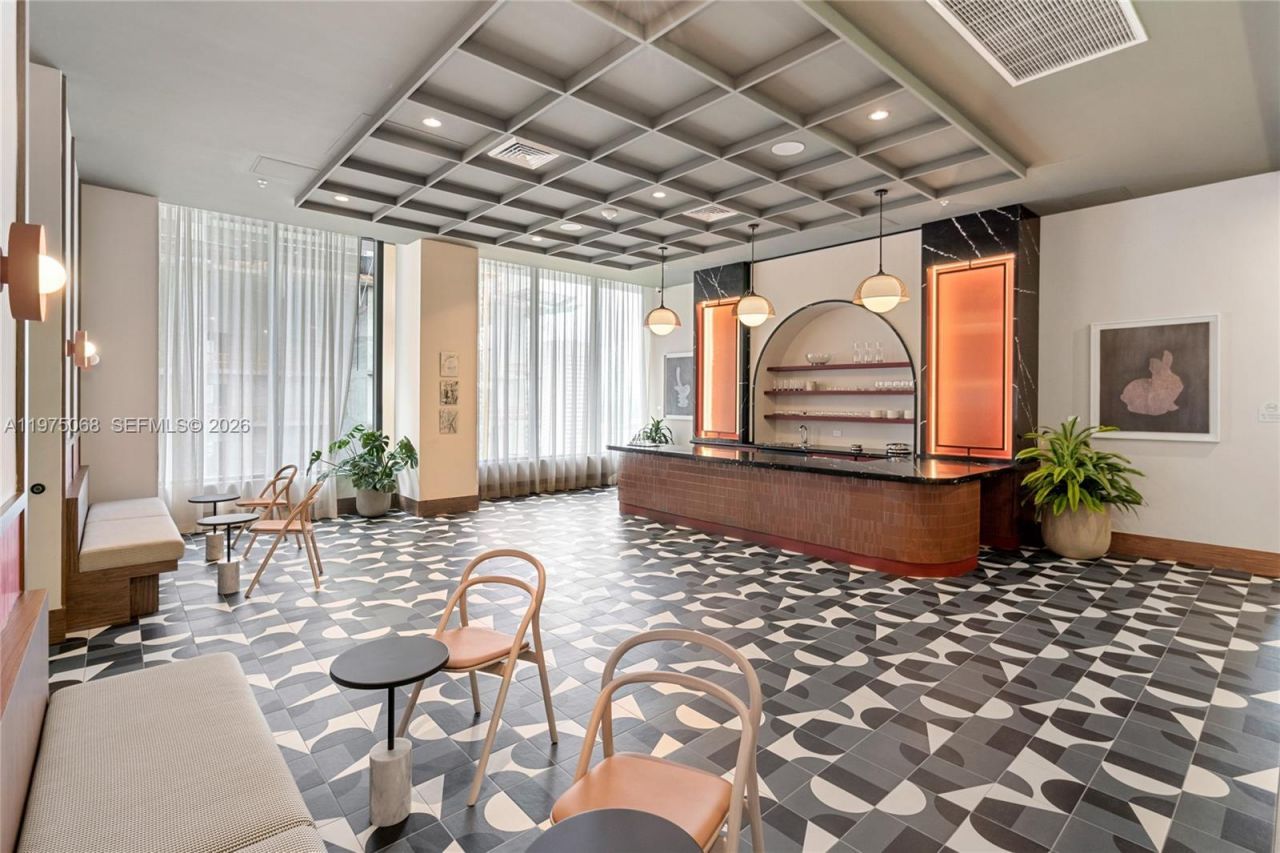 11 NE 6th St , Unit 2104, Miami, FL 33132 Photo