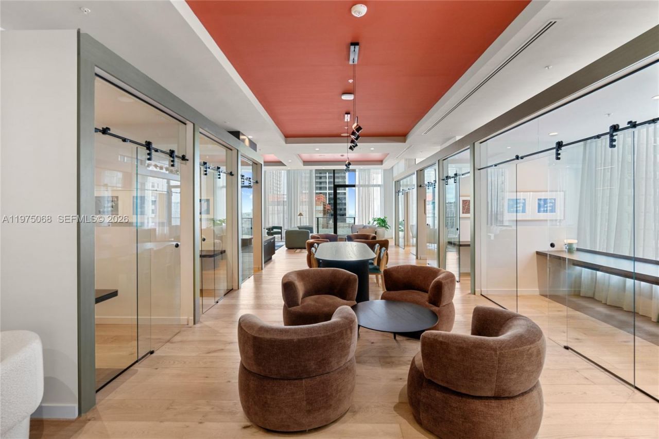 11 NE 6th St , Unit 2104, Miami, FL 33132 Photo