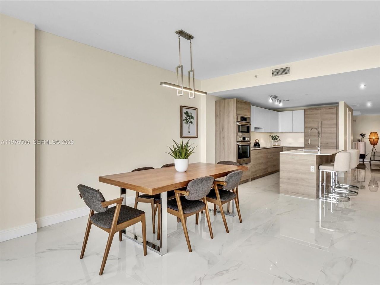 10201 E Bay Harbor Dr , Unit 401, Bay Harbor Islands, FL 33154 Photo