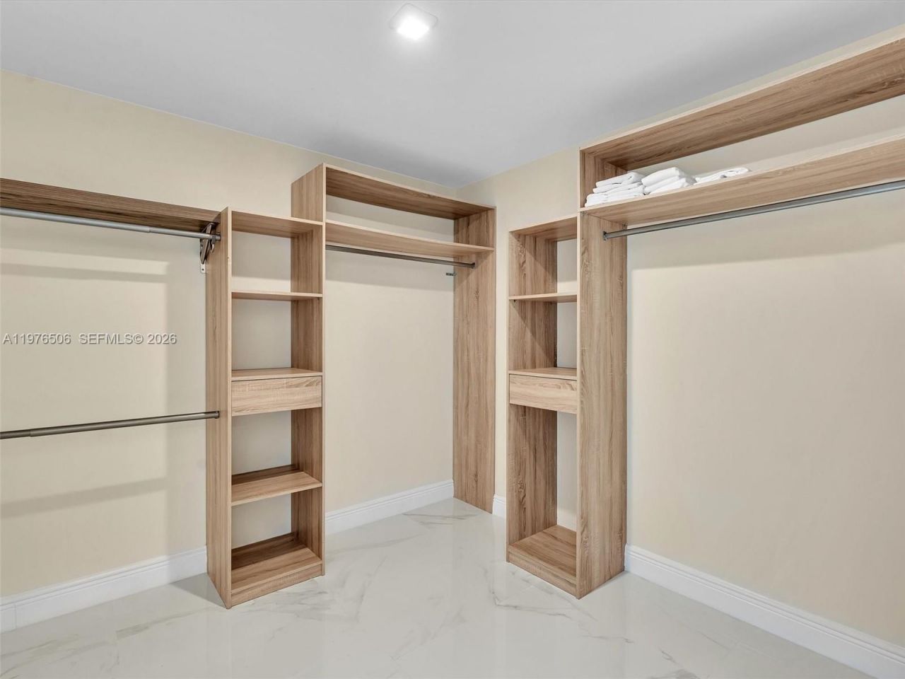 10201 E Bay Harbor Dr , Unit 401, Bay Harbor Islands, FL 33154 Photo