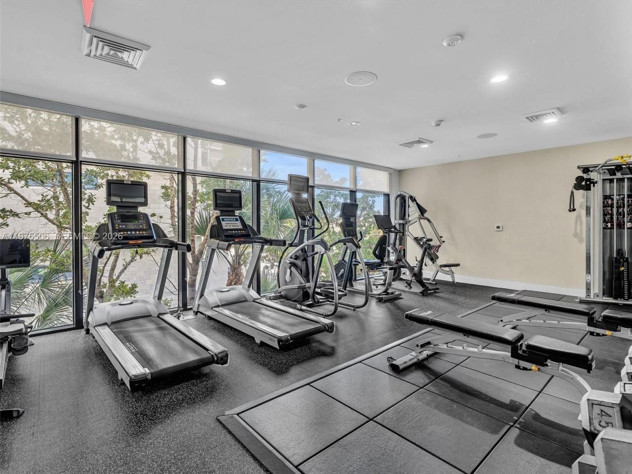 10201 E Bay Harbor Dr , Unit 401, Bay Harbor Islands, FL 33154 Photo