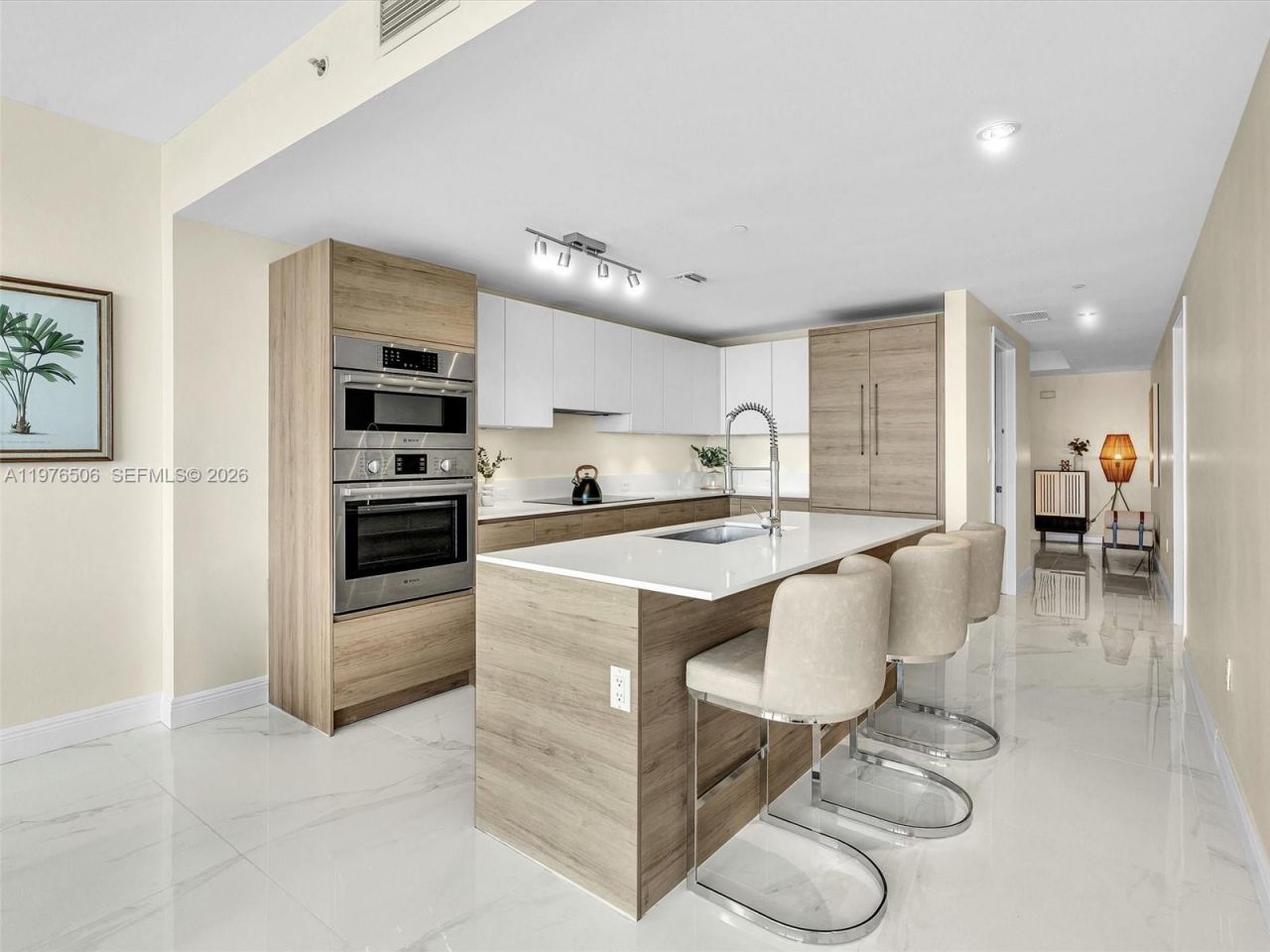 10201 E Bay Harbor Dr , Unit 401, Bay Harbor Islands, FL 33154 Photo