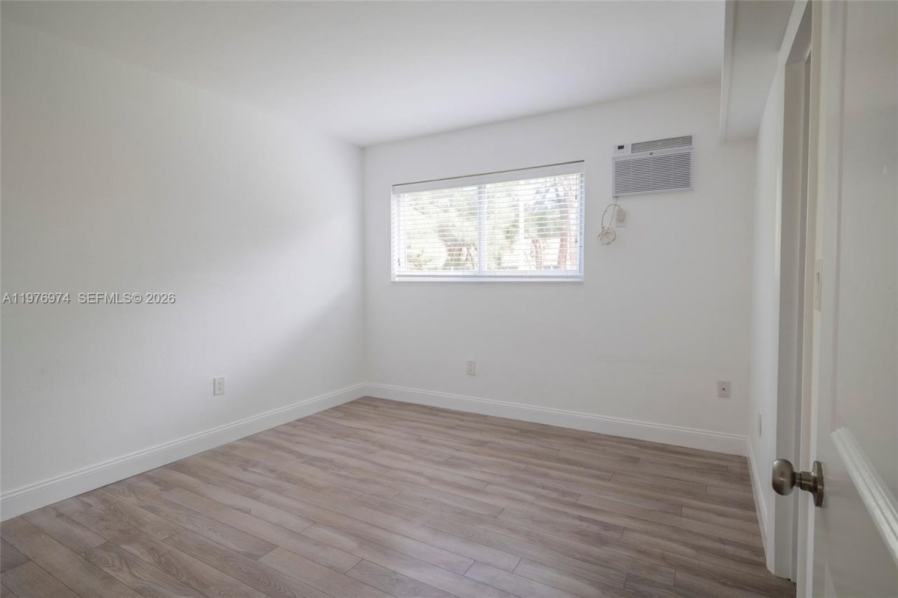 7901 SW 64th Ave , Unit 2, South Miami, FL 33143 Photo