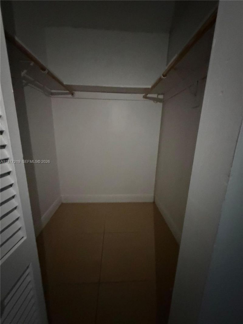 1735 W 60th St, Unit M201, Hialeah, FL 33012 Photo