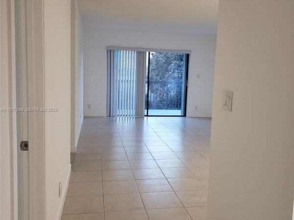 1301 NE 7th St , Unit 314, Hallandale Beach, FL 33009