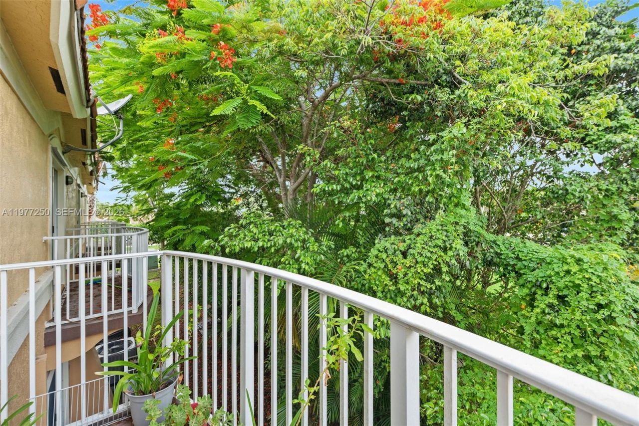 12981 SW 30th St, Miramar, FL 33027 Photo