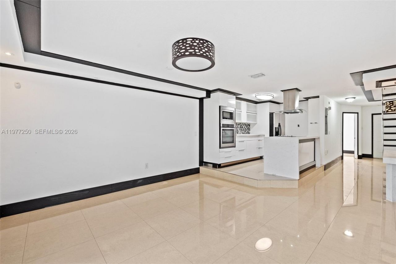 12981 SW 30th St, Miramar, FL 33027 Photo