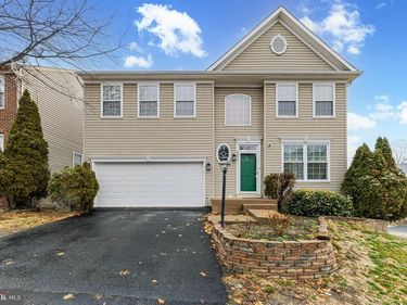 15835 MEHERRIN WAY , WOODBRIDGE, VA 22191