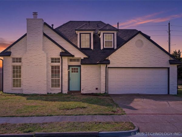 12302 E 87th Street N, Owasso, OK 74055