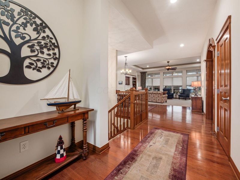 7513 Upper Cambridge Way , Westerville, OH 43082 Photo 3