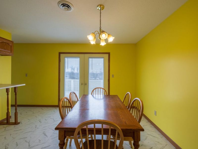 1076 Highland Drive, Albany, OH 45710 Photo 12