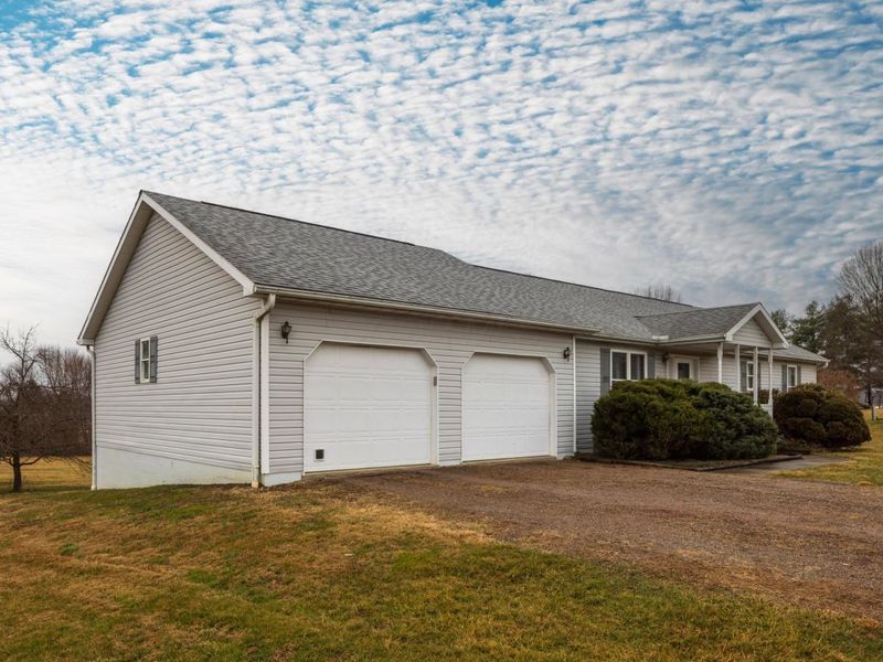 1076 Highland Drive, Albany, OH 45710 Photo 6