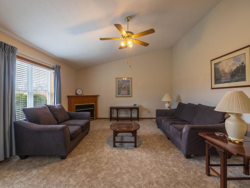 1076 Highland Drive, Albany, OH 45710 Photo 9