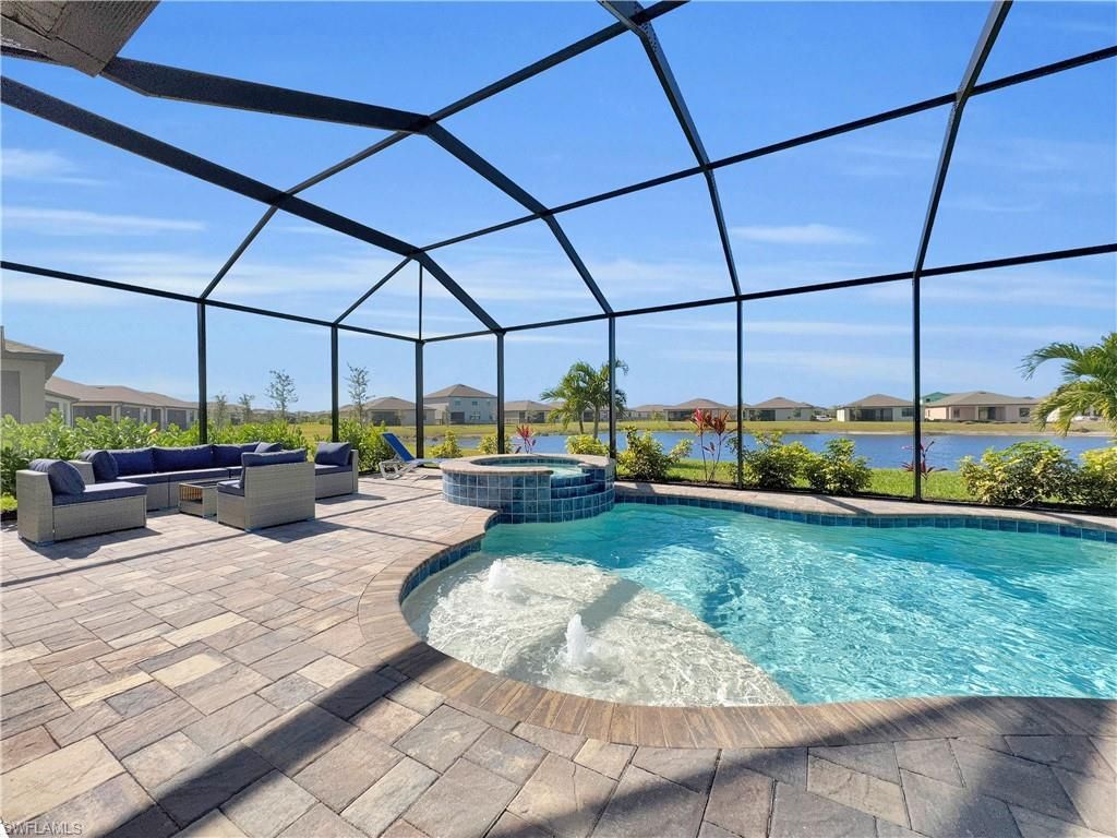 3319 Menores Way, Fort Myers, FL 33905 Photo