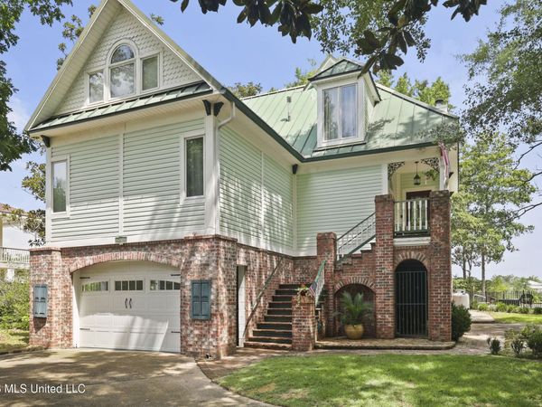 3512 River Bluff Road, D'Iberville, MS 39540