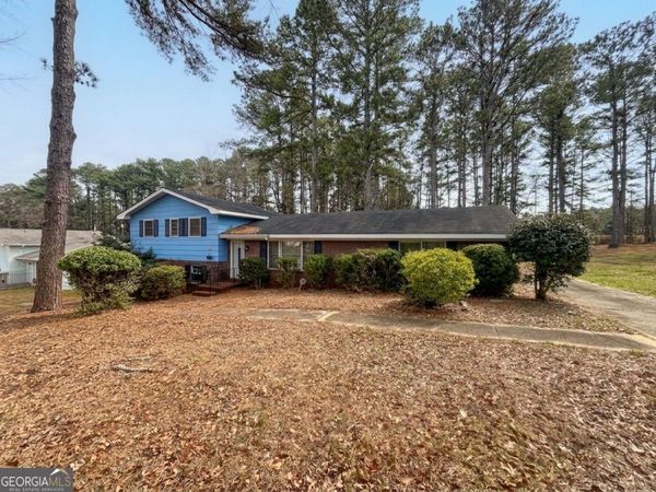 279 Timberland Trail, Riverdale, GA 30274