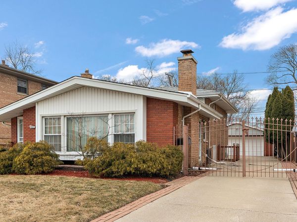 8431 S Rockwell Street, Chicago, IL 60652