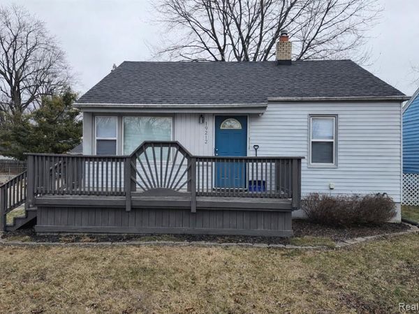 19212 Seminole, Redford Twp, MI 48240