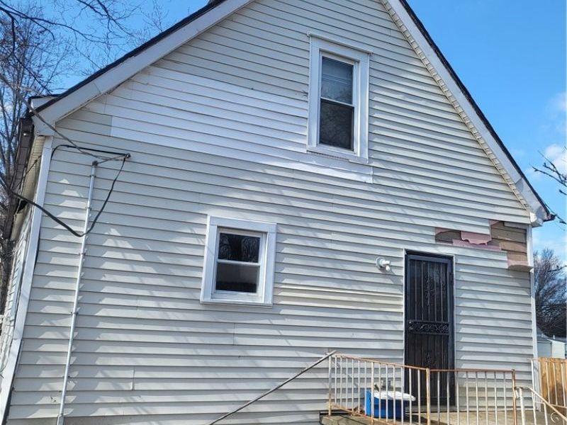 3521 Omaha Avenue , Lorain, OH 44055 Photo 2