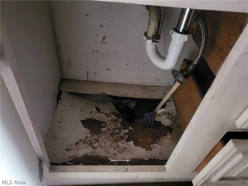 3521 Omaha Avenue , Lorain, OH 44055 Photo 7