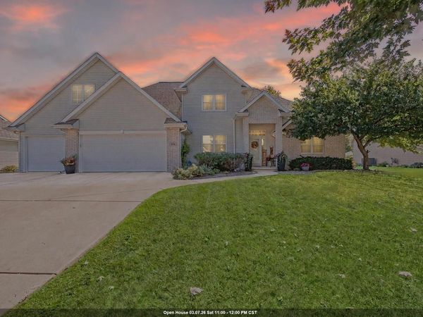 654 W ROCK RIVER CIRCLE, De Pere, WI 54115