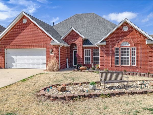 265 Greenfield Avenue, Farmington, AR 72730