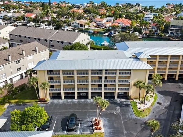 1125 PINELLAS BAYWAY S, Unit 205, ST PETERSBURG, FL 33715