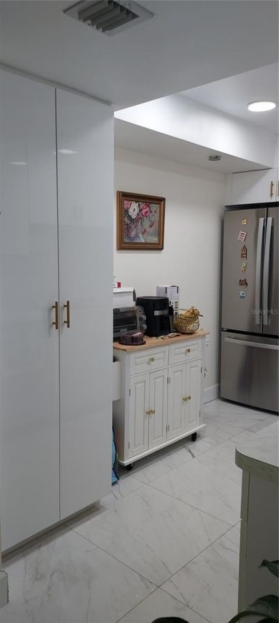 1000 Saint Charles Place , Unit 209, Pembroke Pines, FL 33026 Photo