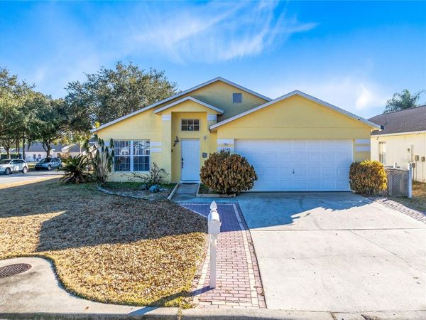 17546 SILVER CREEK COURT , CLERMONT, FL 34714