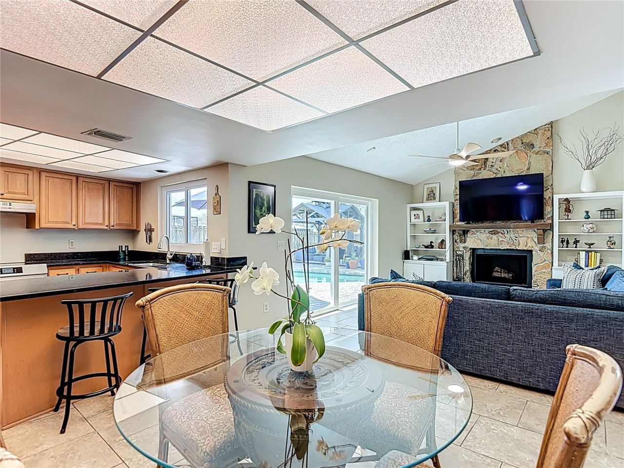 9416 Bellhaven Street, Temple Terrace, FL 33637 Photo