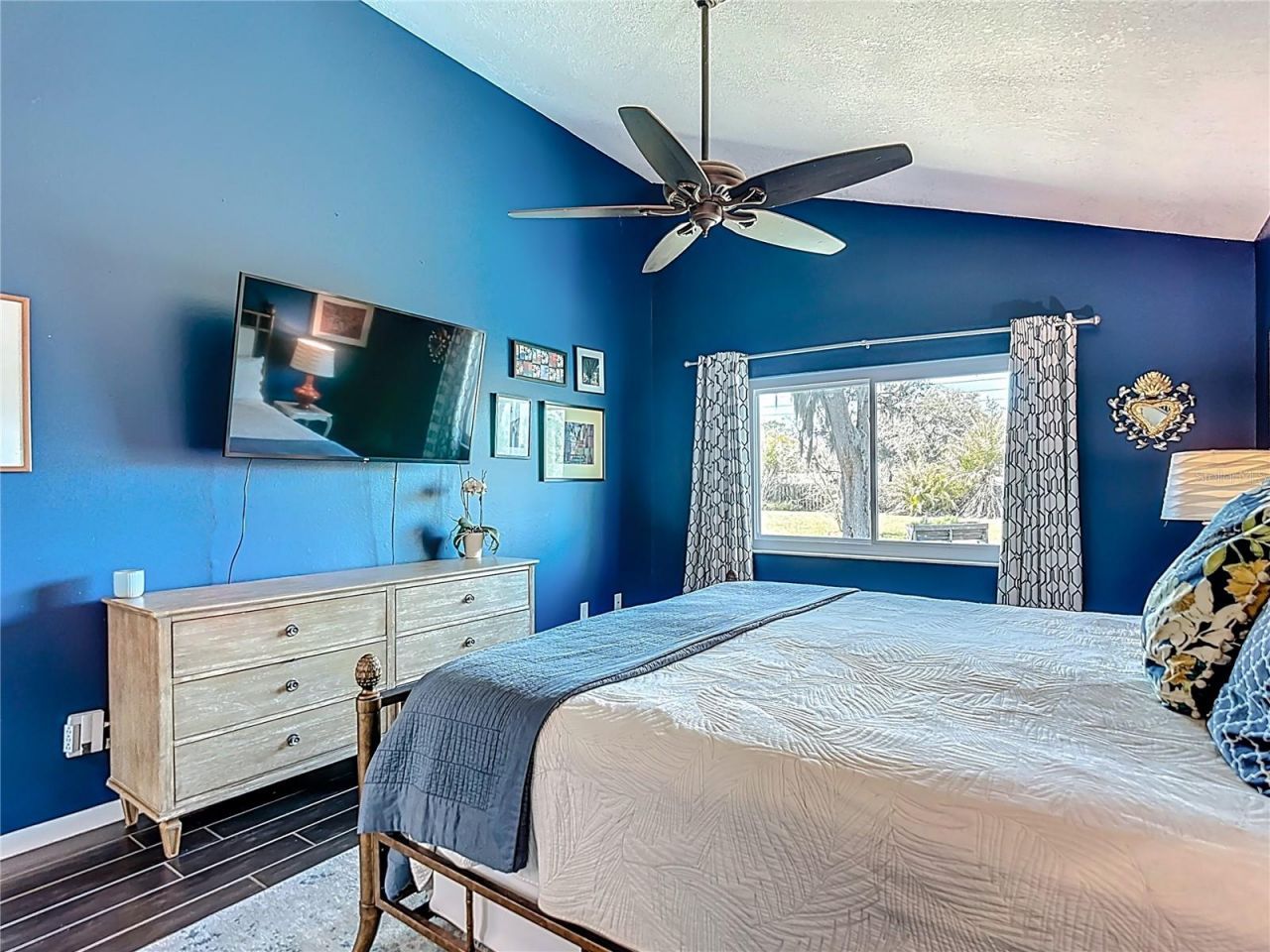 9416 Bellhaven Street, Temple Terrace, FL 33637 Photo