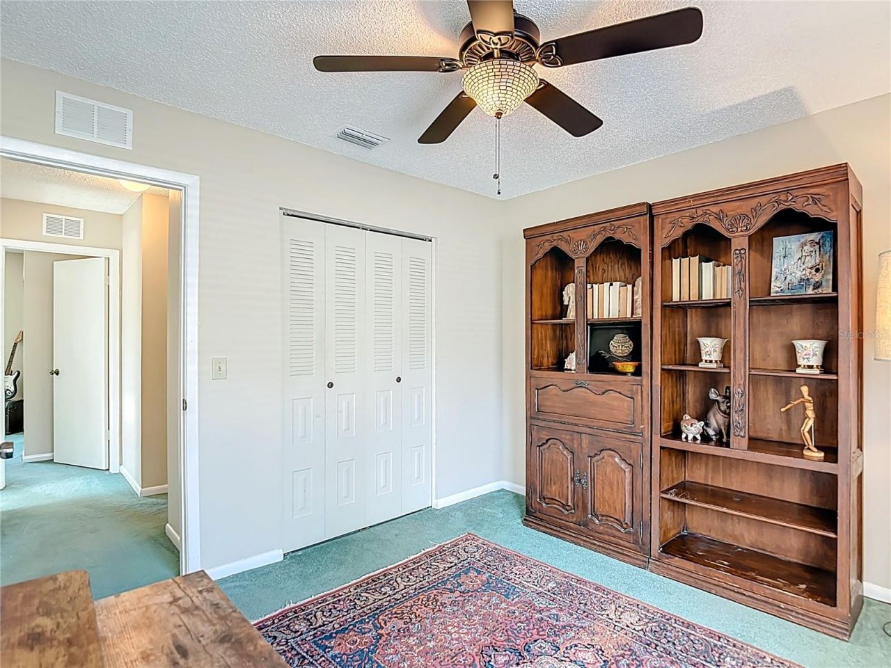 9416 Bellhaven Street, Temple Terrace, FL 33637 Photo