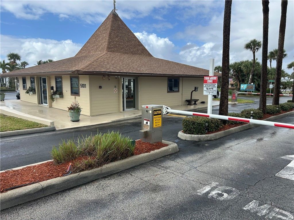 5306 Keel Way, Hutchinson Island, FL 34949 Photo