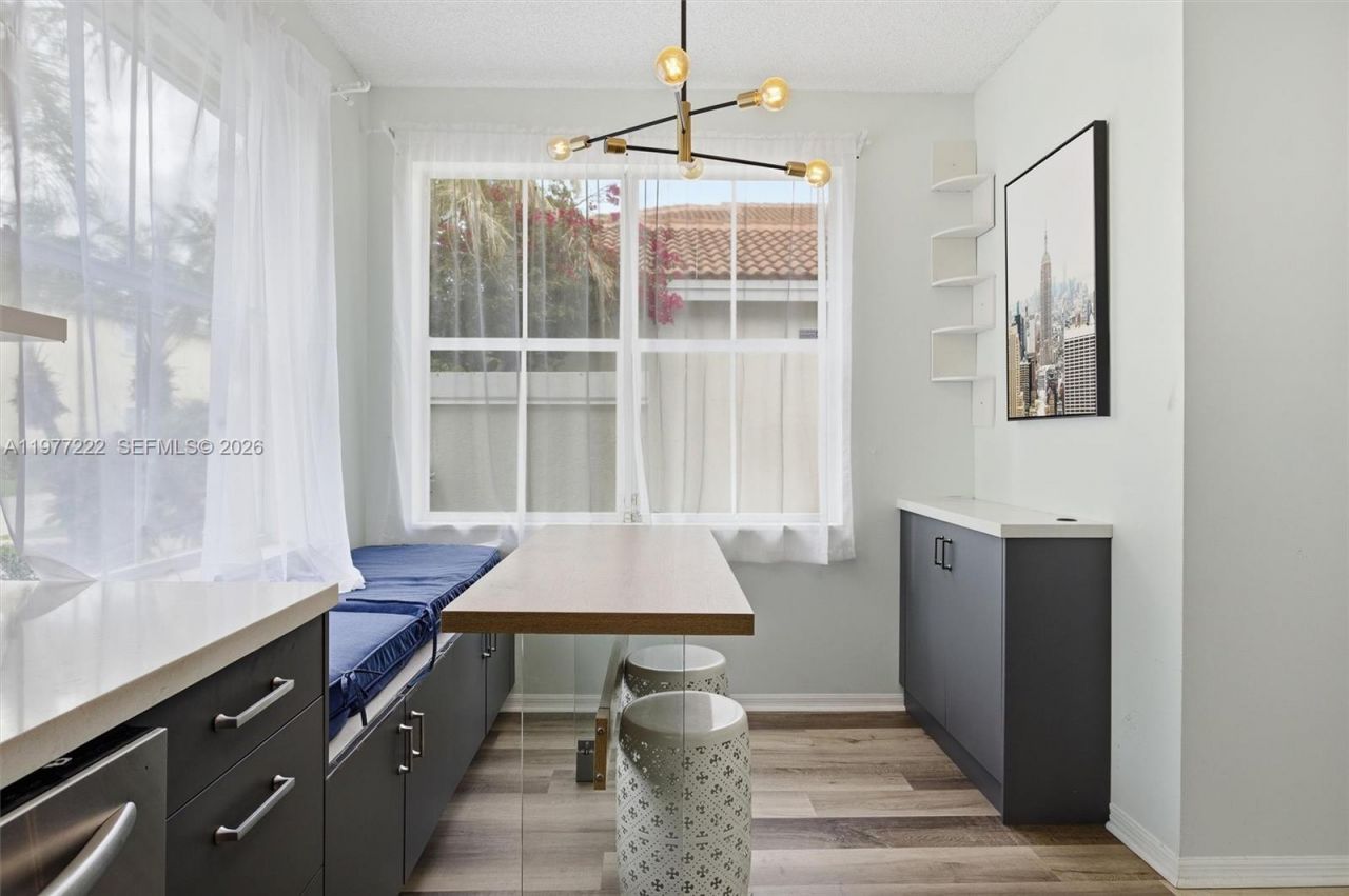 1755 Seagrape Way, Hollywood, FL 33019 Photo