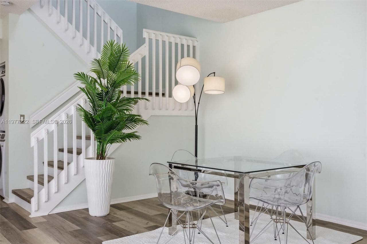 1755 Seagrape Way, Hollywood, FL 33019 Photo