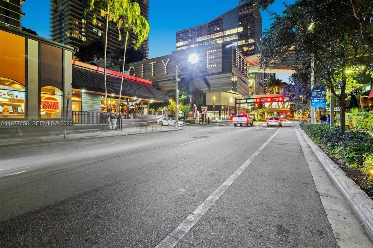 801 S Miami Ave , Unit 2705, Miami, FL 33130 Photo