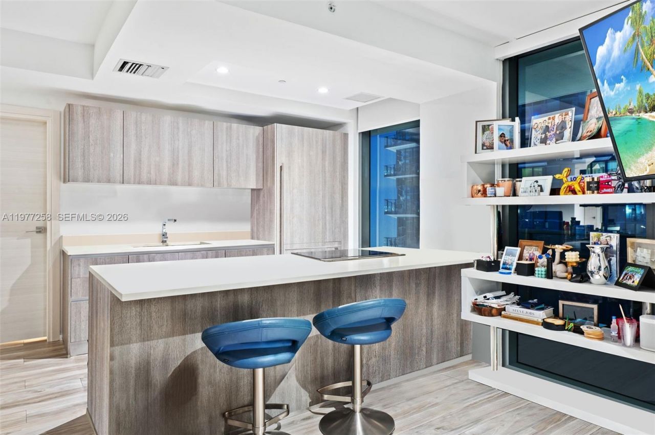 801 S Miami Ave , Unit 2705, Miami, FL 33130 Photo