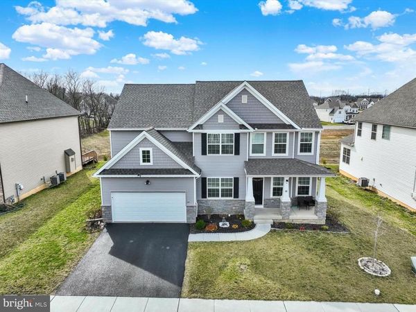 48 SILVER CIRCLE, MECHANICSBURG, PA 17050
