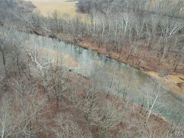 3 Madison 320 , Fredericktown, MO 63655