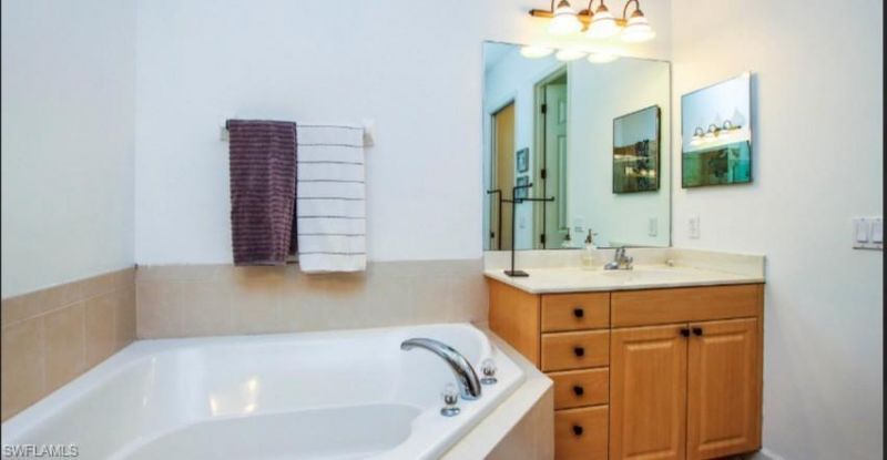 17484 Old Harmony Dr, Unit 202, Fort Myers, FL 33908 Photo