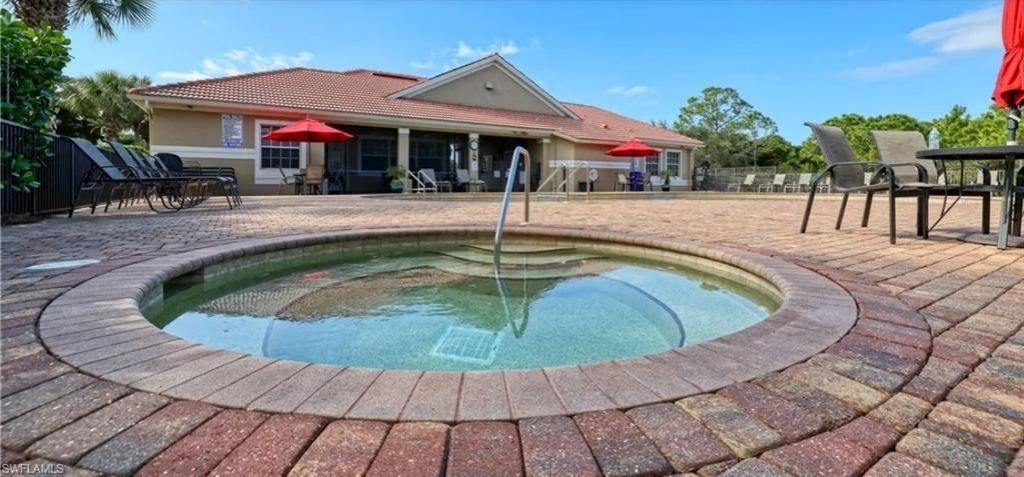 17484 Old Harmony Dr, Unit 202, Fort Myers, FL 33908 Photo