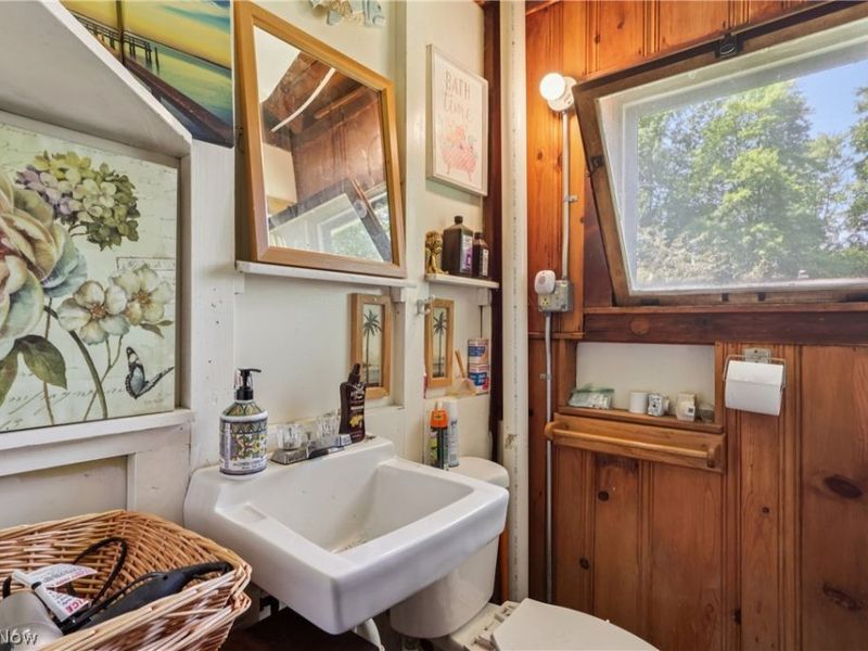 105 Hartzell Road, North Benton, OH 44449 Photo 16