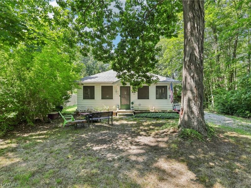 105 Hartzell Road, North Benton, OH 44449 Photo 3