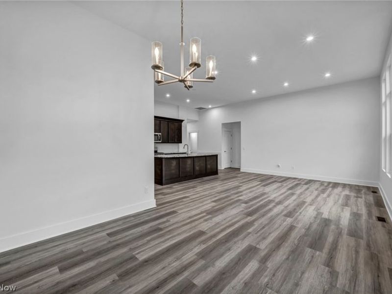 3621 Great Windsor Lane, Green, OH 44685 Photo 8