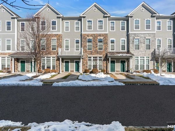 17 Jasmine Lane 1109, Unit 1109, GARFIELD, NJ 07026